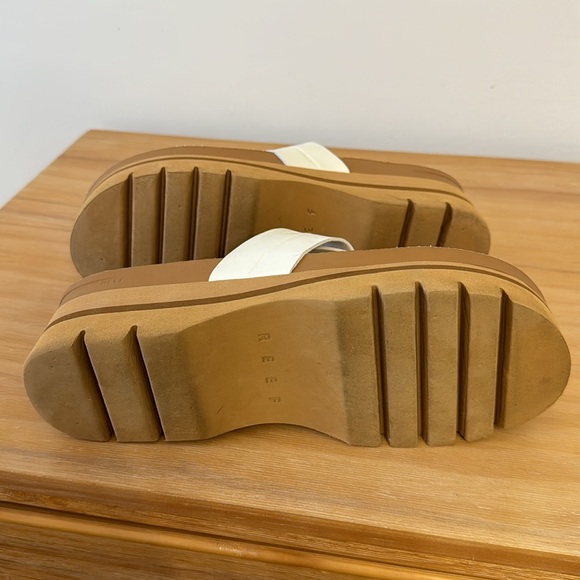 Reef Sandals - Picture 4 of 6